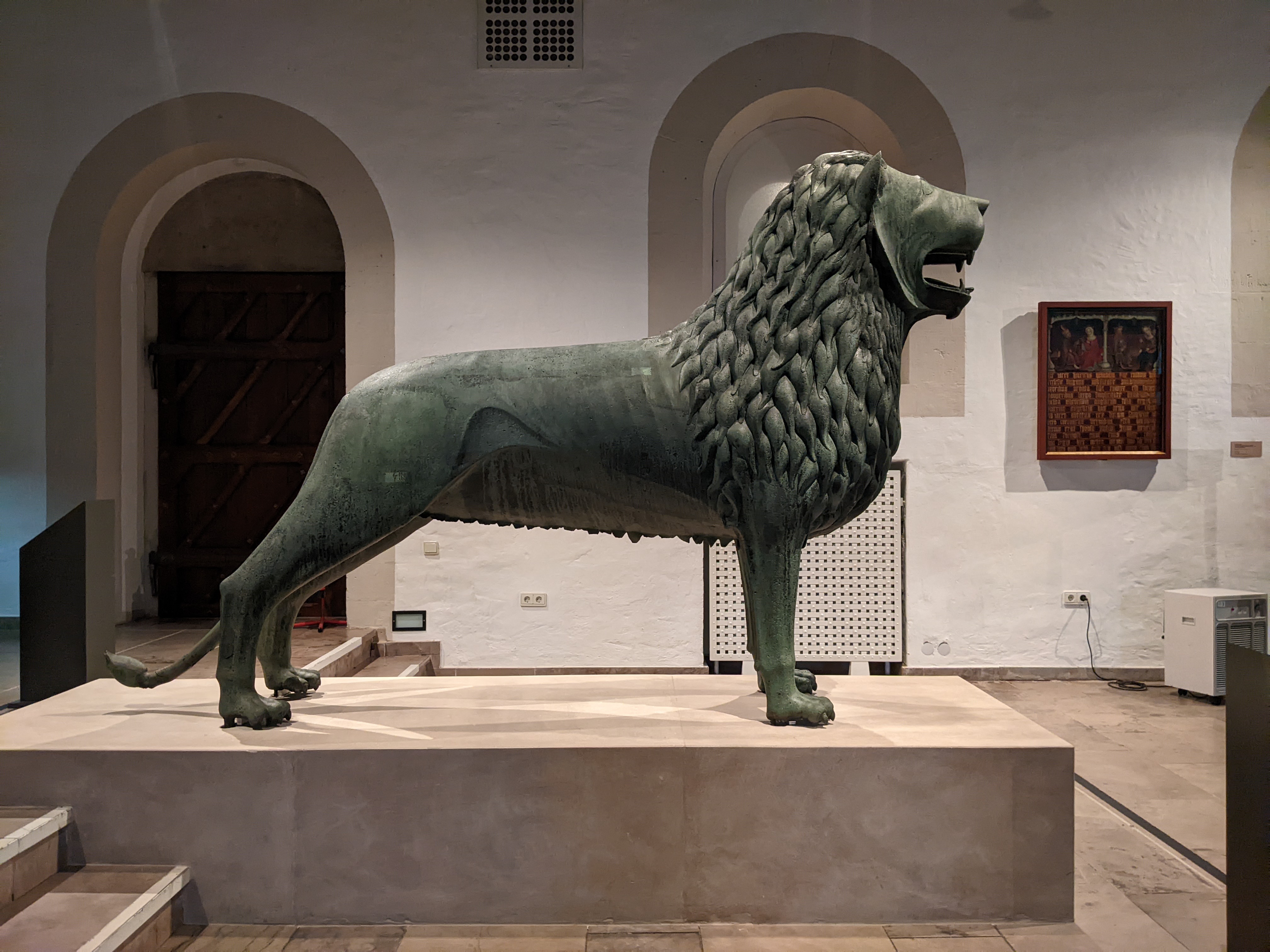 Brunswick Lion, bronze sculpture